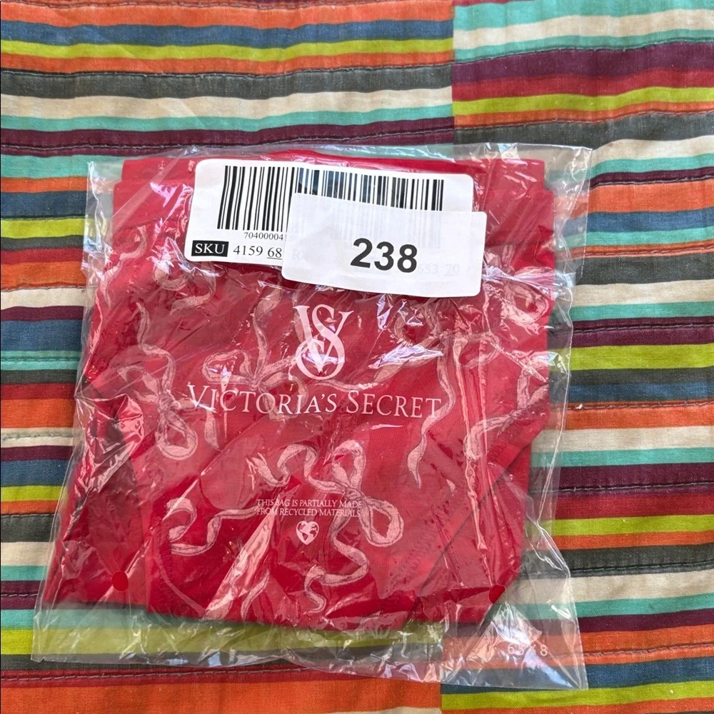 1-Victoria's Secret Red size, small new tags Bottoms with Bow Design - Picture 5 of 5
